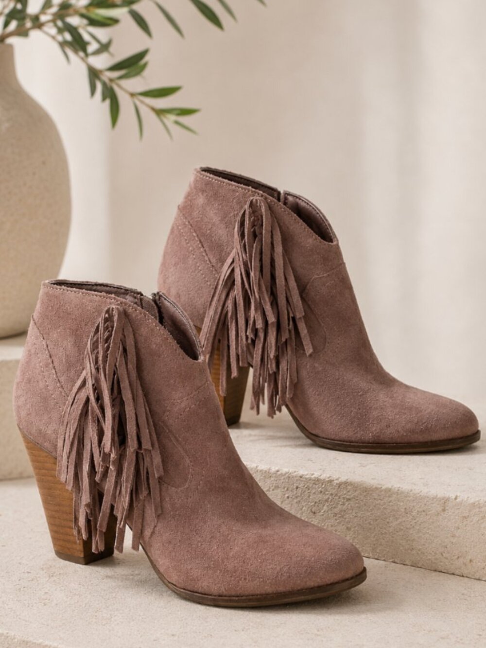 Steve Madden Taupe Fringe Booties Suede Western Ankle Boots Boho Festival